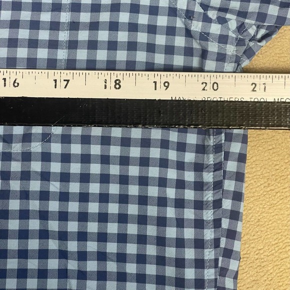 Vineyard Vines Slim Fit Tucker Shirt Mens M Blue Plaid Pocket 100% Nylon - Picture 5 of 12